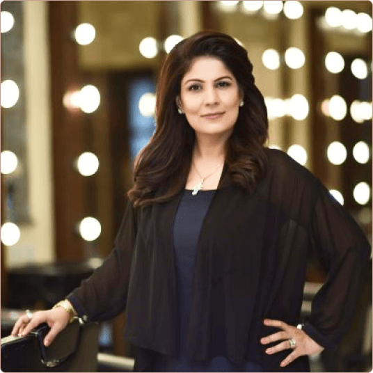 Hifsa Khan founder portrait for beauty salon in Lahore